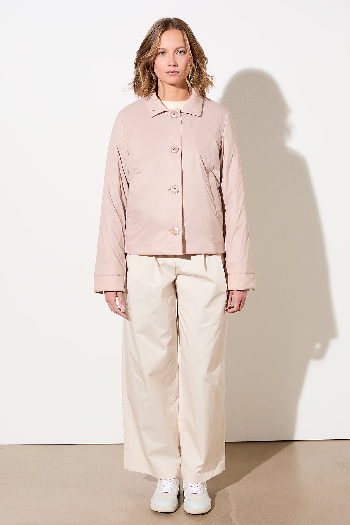 Wattierte Jacke mit kleinem Kragen für Damen in rosa