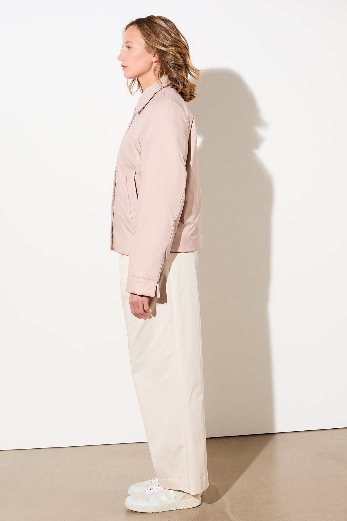 Wattierte Jacke mit kleinem Kragen für Damen in rosa