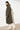 Langer Wollparka mit großer Kapuze für Damen in olive-grün