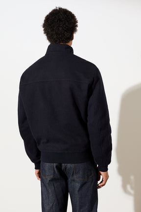 dunkelblaue Bomberjacke mit Stehkragen