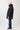 Langerchen Jacke für Frauen in Blau- Outfit Seite