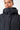 Langerchen Kurzparka für Frauen in Blau- Detail